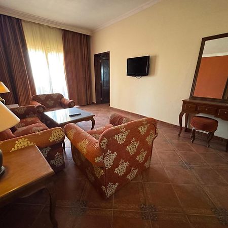 Dome Marina Hotel & Resort Ain Sokhna アインソフナ エクステリア 写真
