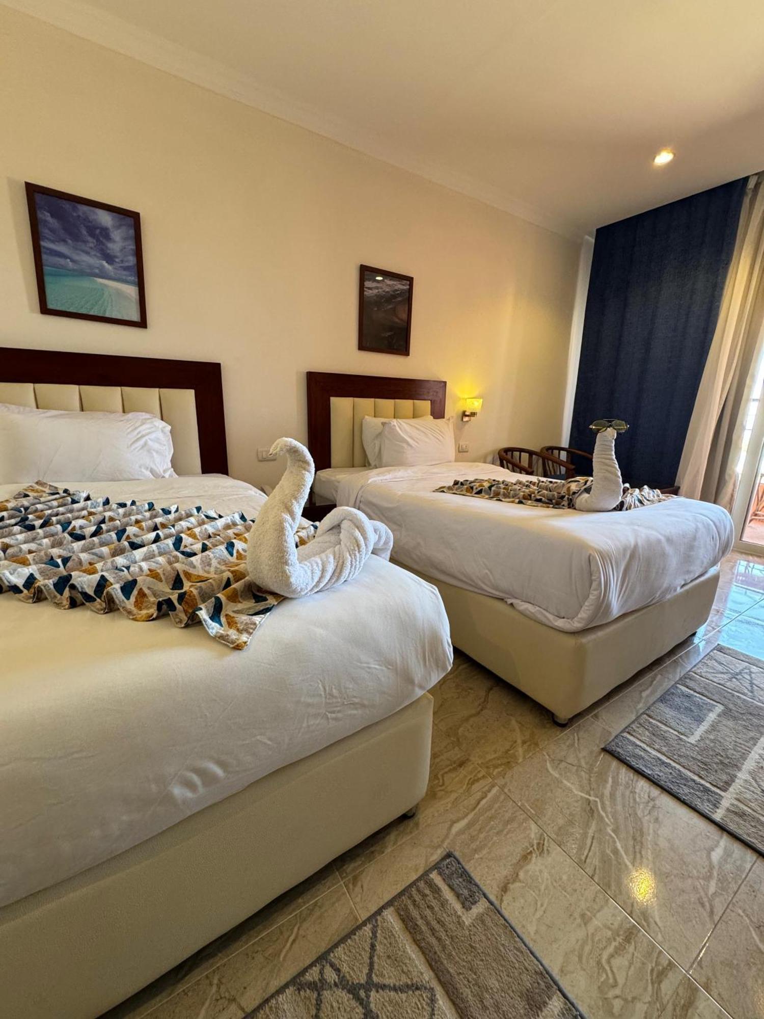 Dome Marina Hotel & Resort Ain Sokhna アインソフナ エクステリア 写真